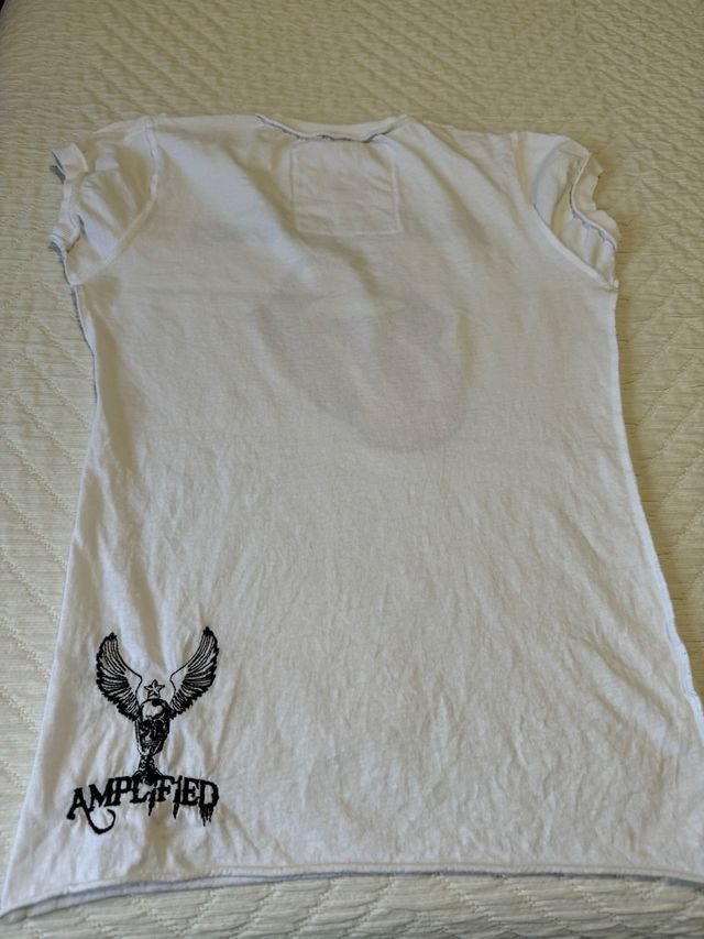 Camiseta mujer Amplified