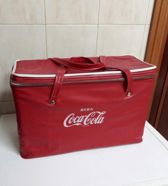 Nevera portátil marca COCA COLA