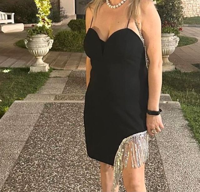 Vestito elegante nero