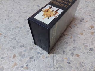 VHS Doble: La leyenda de la ciudad sin nombre