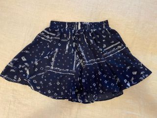 Minifalda playera azul con estampado blanco M