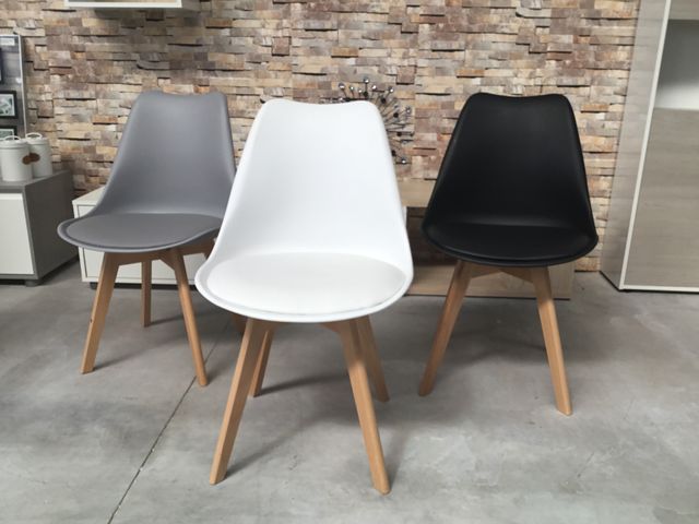 MESA DE COMEDOR MADERA  MILALIA