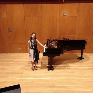 Clases de viola, violín, piano y solfeo/