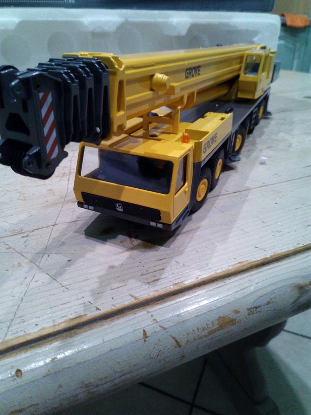 Conrad 1:50 GMK 6300 hydraulic Crane Grove 2091/01