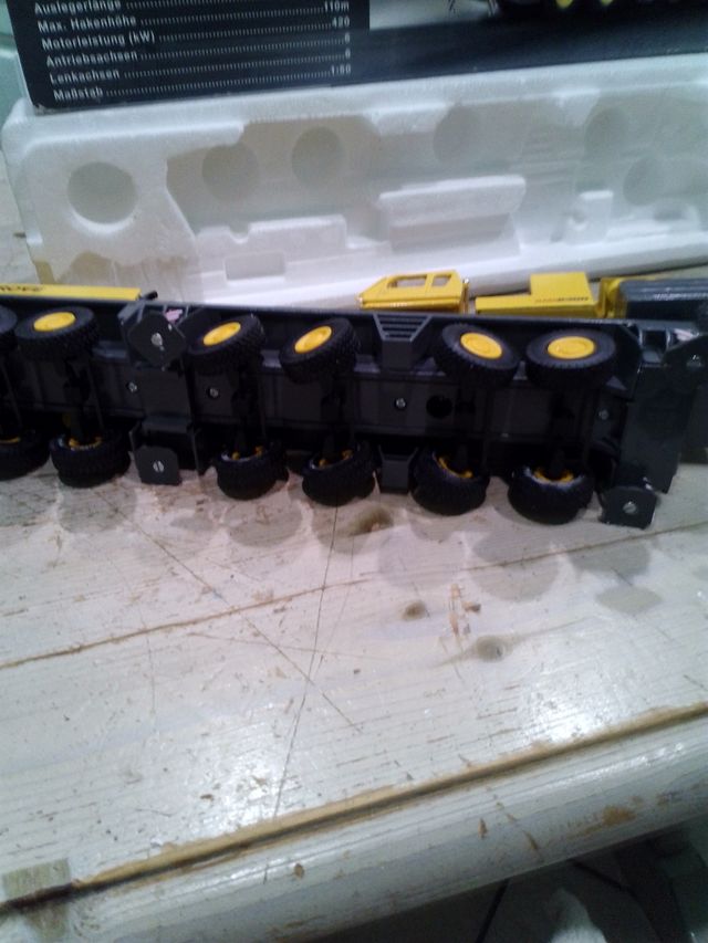 Conrad 1:50 GMK 6300 hydraulic Crane Grove 2091/01