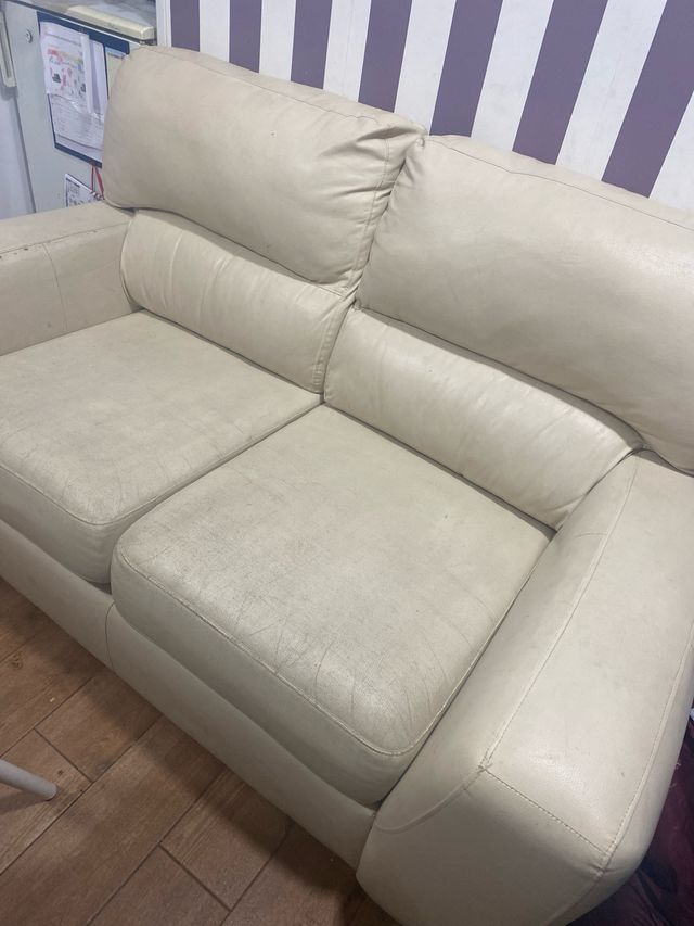 Sofa de dos plazas