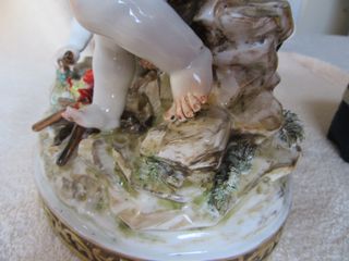 Figuras de "Angelitos en la hoguera"