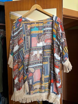 Kimono con flecos tela fina de colores