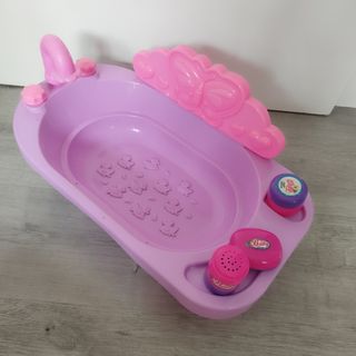 Bañera con sonido muñecas