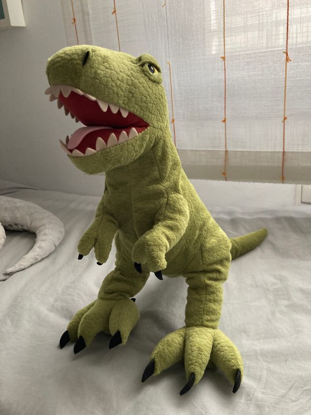 peluche trex
