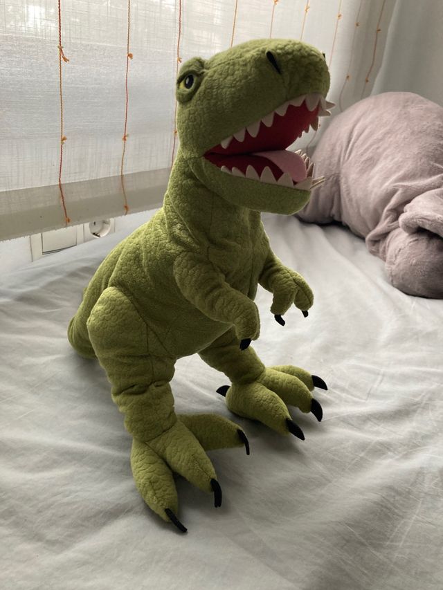 peluche trex