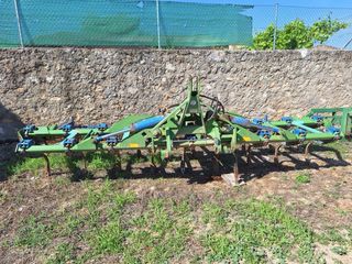 Chisel AGROMET 19 brazos