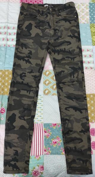 Pantalon militar stradivarius
