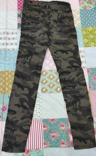 Pantalon militar stradivarius