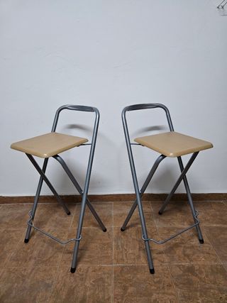 2 seggioloni per isola