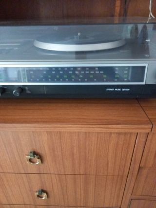 Tocadiscos, ràdio y cassette