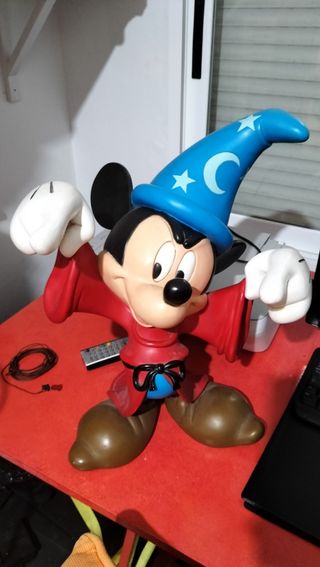 Figura Disney Mickey hechicero