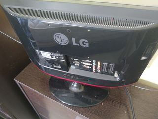 Monitor Lg Faltron Rojo