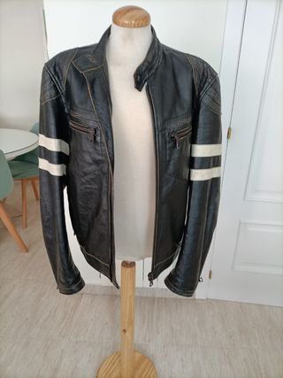 Cazadora motera mítica , vintage