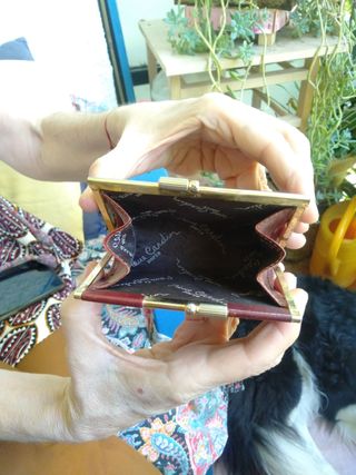 Monedero mujer de Pierre Cardin. Cuero