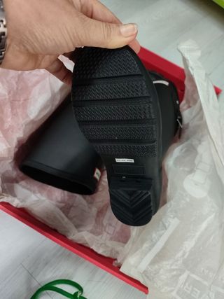 Botas de agua Hunter  sin estrenar  n°32,con caja 