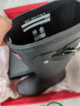 Botas de agua Hunter  sin estrenar  n°32,con caja 