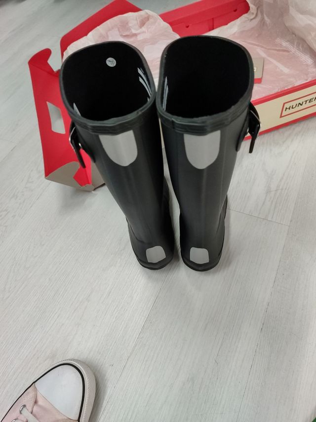 Botas de agua Hunter  sin estrenar  n°32,con caja