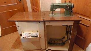 Maquina de coser Refrey transforma