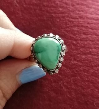 Anillo de plata con piedra turquesa