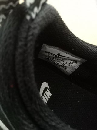 Nike sb negras