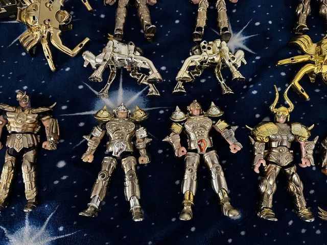 Lotto saint seiya gold cavalieri dello zodiaco