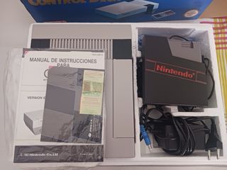 Nintendo NES con pistola  IMPECABLE