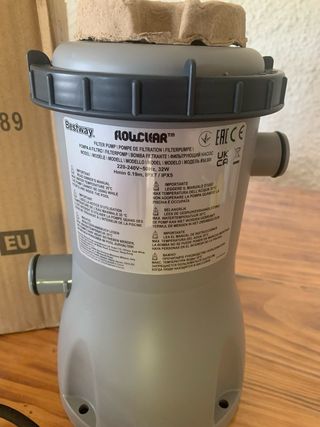 Filtro piscina Bestway sin estrenar.