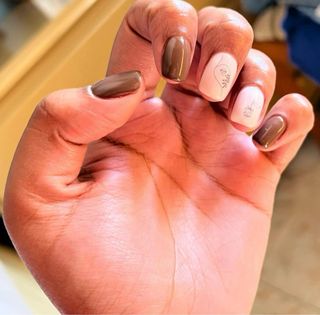 Esmaltado de uñas Permanente/ Semipermanente