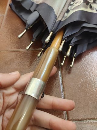 Paraguas vintage de madera y nacar