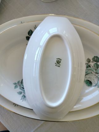 Vajilla antigua Royal China Vigo