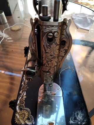 Maquina de coser singer