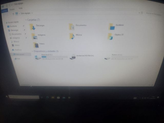 Vendo un PC completo con Windows 10