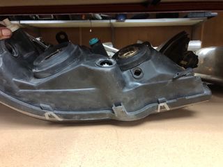 Faro opel astra izquierdo 2003