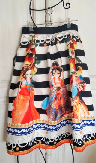 Falda midi fiesta seda estampada