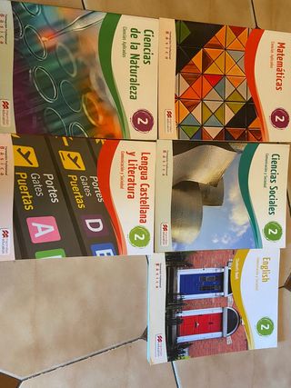 Libros 1° y 2° ESO
1° FP Informática 