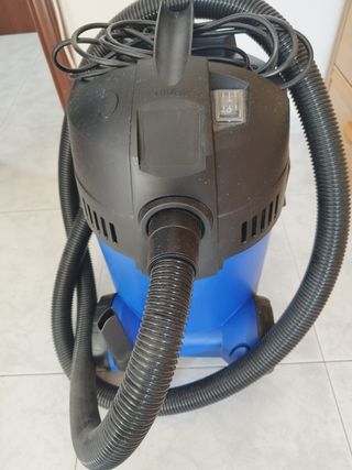 Aspirador industrial nilfisk Buddy  ll 18