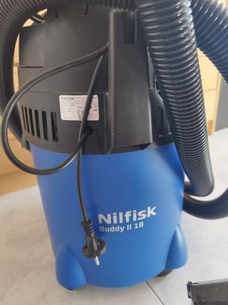 Aspirador industrial nilfisk Buddy  ll 18