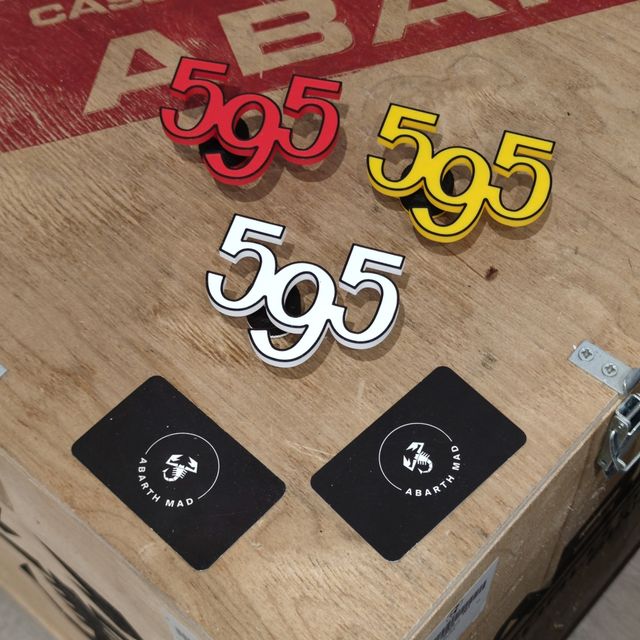 Abarth 595 Emblema 3D Logo Difusor Trasero