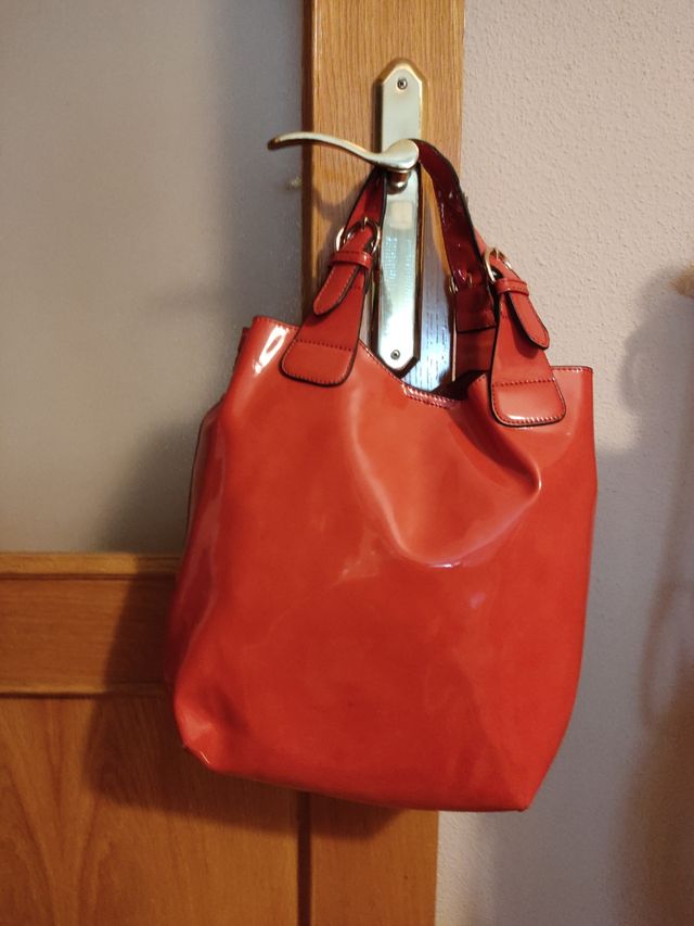 Bolso rojo todo piel
