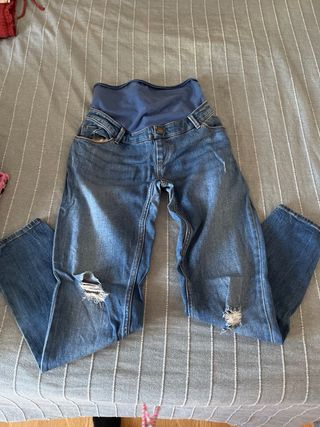 3 Vaqueros premamá (1 con etiqueta)