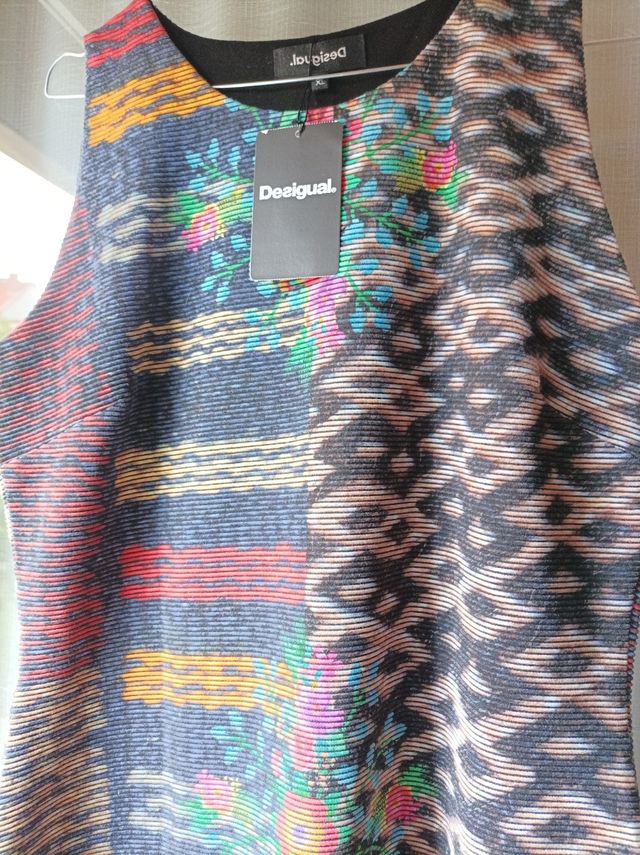 Vestido Desigual nuevo con etiqueta