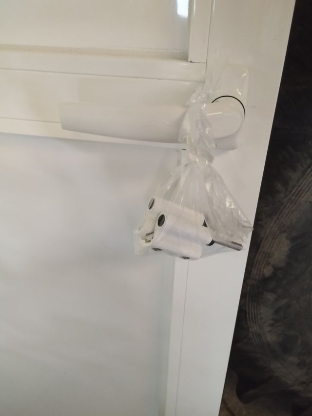 PUERTA ALUMINIO BLANCO 