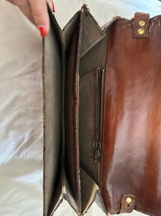 Juego de zapatos y bolso  en piel de cocodrilo