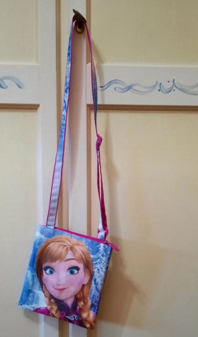 Borsetta tracolla frozen